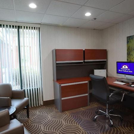 Americas Best Value West Point Bagian luar foto